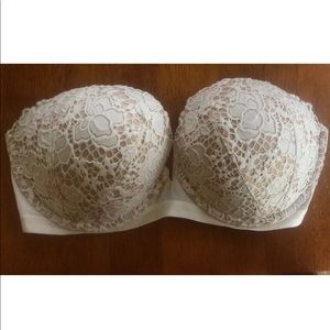 Victoria’s Secret White Lace Strapless Bra 34DD